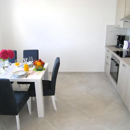 Danijel Apartment Krk Town